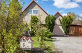 5 Orchard Drive, ALEXANDRA