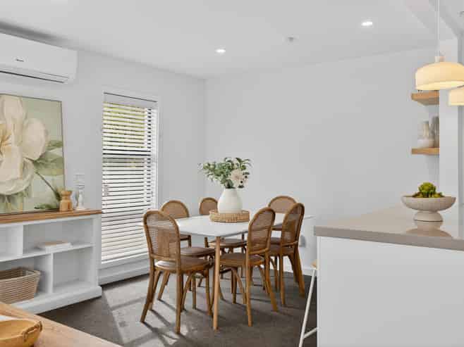 75 Englefield Road, Northwood