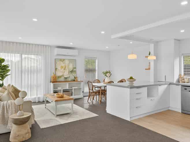75 Englefield Road, Northwood