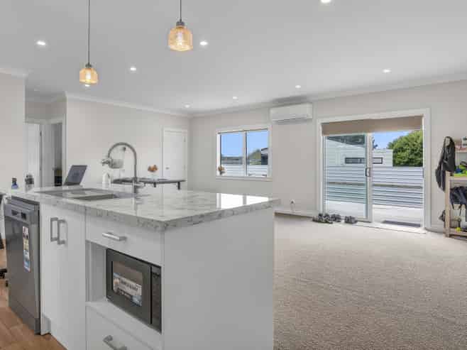 22 Hobson Street, Normanby