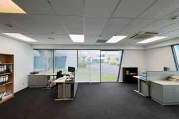 BRIGHT BUSH ROAD, GROUND FLOOR OFFICE 
