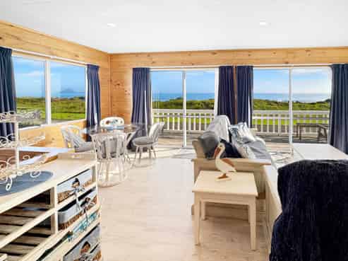 114 Ocean Road, Ohope