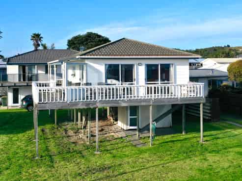 114 Ocean Road, Ohope