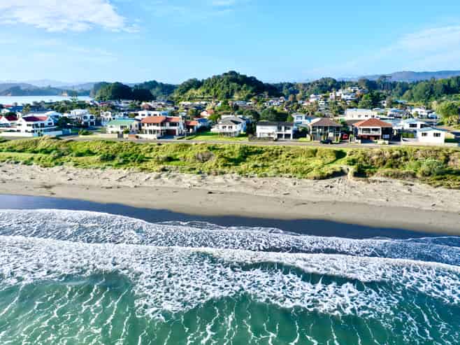 114 Ocean Road, Ohope