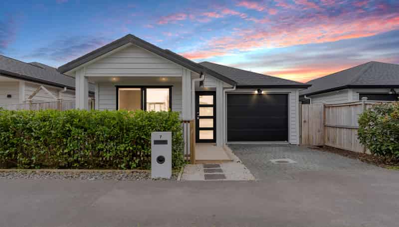 7 Tidal View Road, Drury