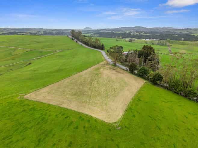 Lot 2 Puketitoi Road, Pipiwai