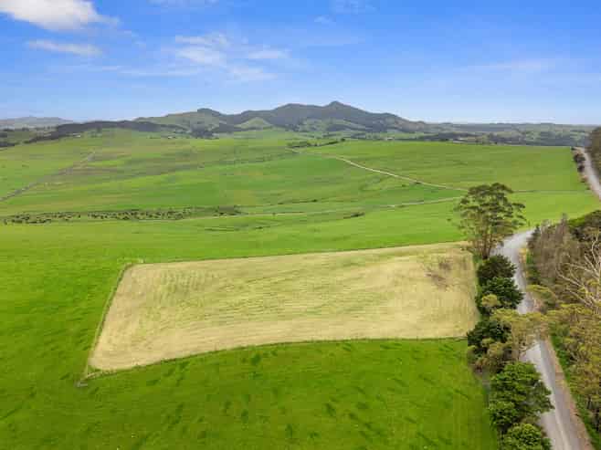 Lot 2 Puketitoi Road, Pipiwai
