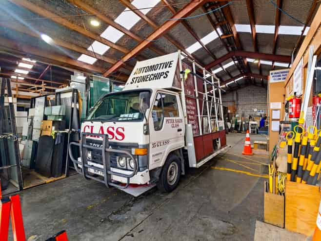 Established glass and glazing business