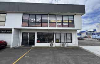 Road front Wiri industrial
