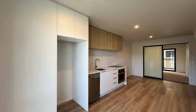 92/3a Cambridge Terrace, Waterloo