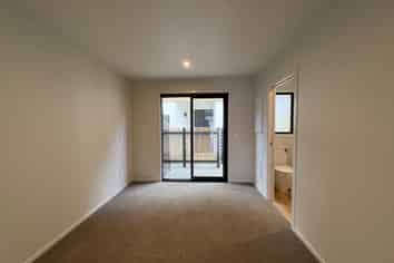 92/3a Cambridge Terrace, Waterloo