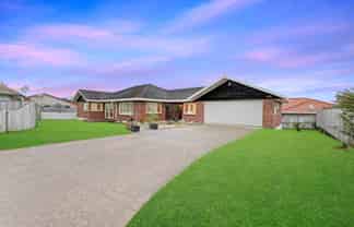 45 Oakridge Way, Northpark