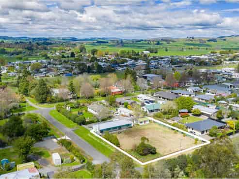 12 Hickey Street, Otane