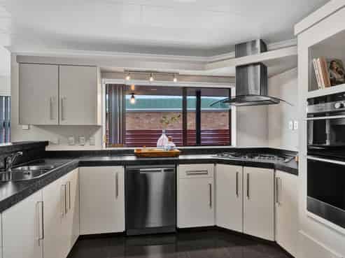 8 Wilson Street, Hawera