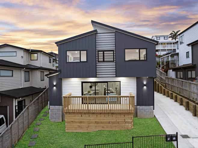 9A Lawson Creek Street, Massey