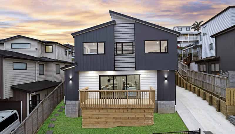 9A Lawson Creek Street, Massey