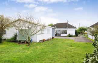 8 Easton Street, Foxton