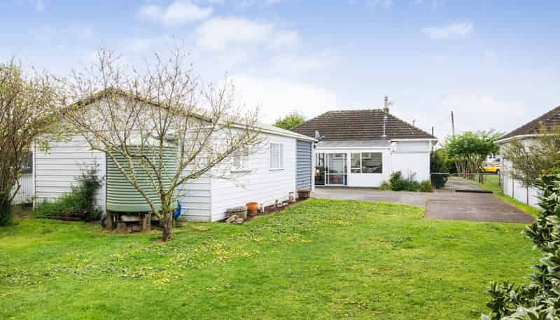 8 Easton Street, Foxton