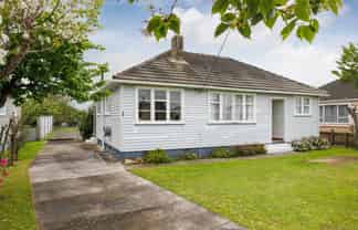 8 Easton Street, Foxton