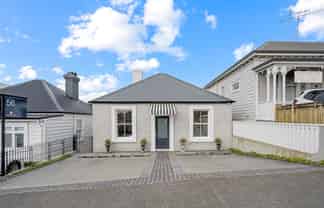 COLLEGE HILL STANDOUT
