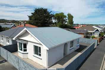 2 Cashel Street, SOUTH DUNEDIN
