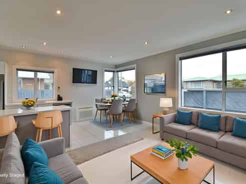 2 Cashel Street, South Dunedin