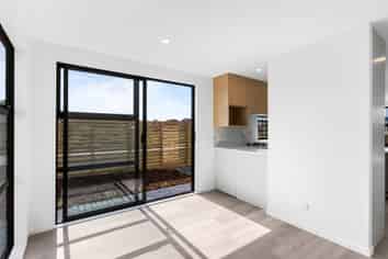 33 Karikari Crescent, Takanini