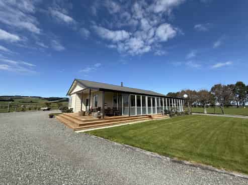 35 Pioneer Highway, Mataura