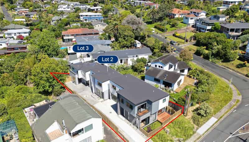 Lots 1-3/62 Lyons Avenue, Murrays Bay