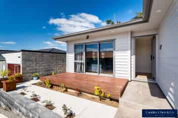 74A Awaroa Road, Sunnyvale