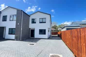 16 Armada Drive, Ranui
