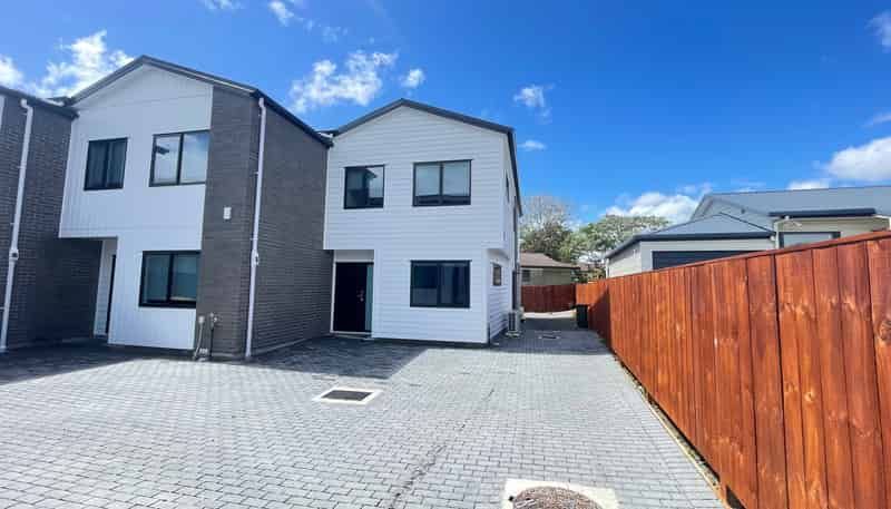 16 Armada Drive, Ranui