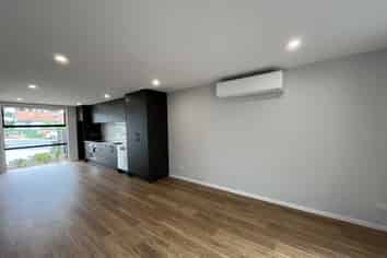 16 Dunkirk Terrace , Mount Albert