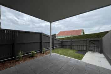 16 Dunkirk Terrace , Mount Albert