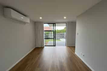 16 Dunkirk Terrace , Mount Albert