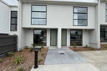 16 Dunkirk Terrace , Mount Albert