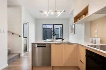 3/36 Thatcher Street, Mission Bay