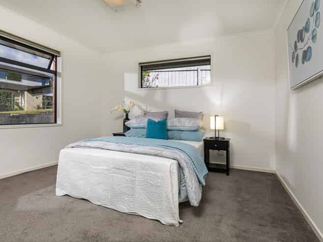 4 Clapton Place, Henderson