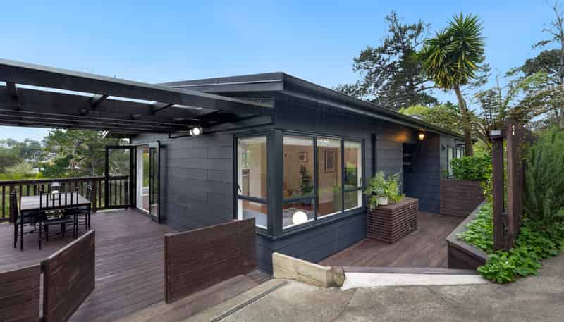9 Mirage Place, Beach Haven
