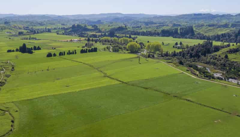 37 Karewarewa Road, Rangiwahia