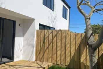 2/7 Hume Street, Sydenham