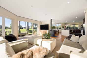 38 Maygrove Drive, Orewa