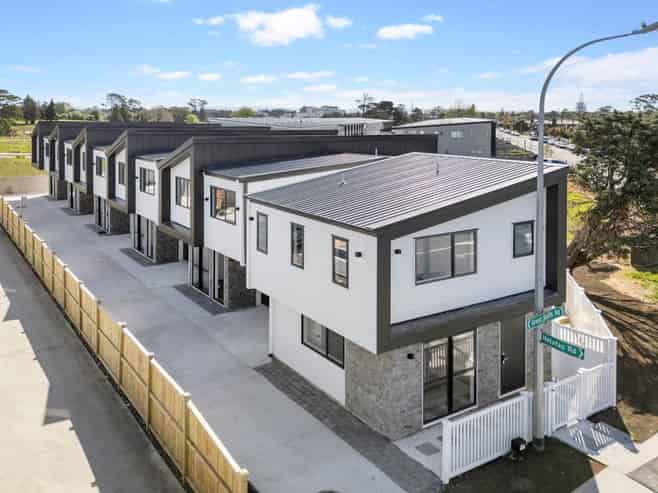 1b, 1c, 1d Great South Road, Papatoetoe