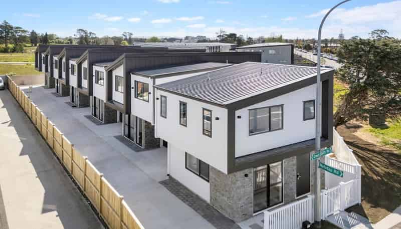 1b, 1c, 1d Great South Road, Papatoetoe