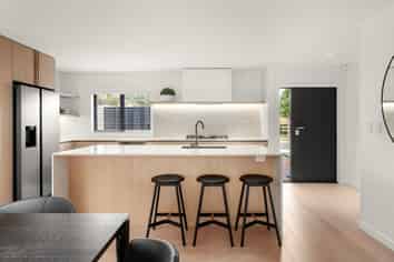 27 Kauri Point Drive, Rototuna North