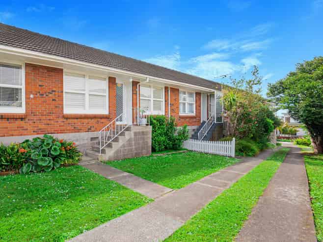 2/38 Jutland Road, Hauraki