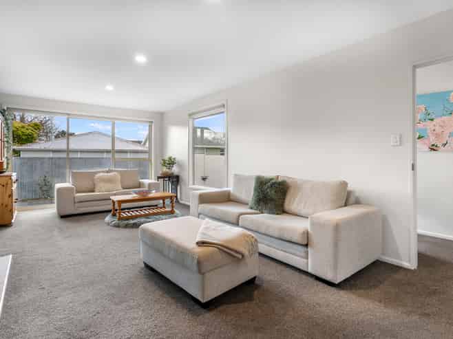 7 Ashbourne Street, Burnside
