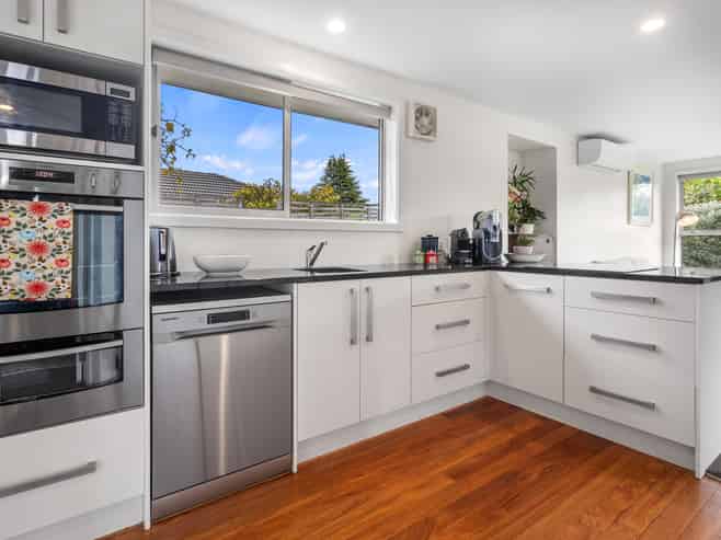 7 Ashbourne Street, Burnside