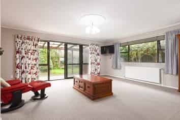 32B Seddon Street, Glenholme