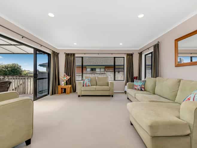 35 Fergy Crescent, Wattle Downs